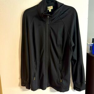 Women’s workout black zip up